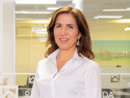 Silvia Hernández